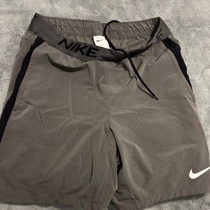 Nike Men's Athletic Shorts in Gray and Black